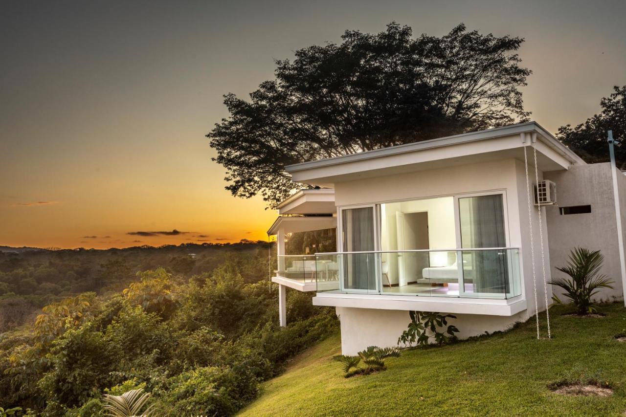 Adeluna Luxury Villas مونتيزوما المظهر الخارجي الصورة