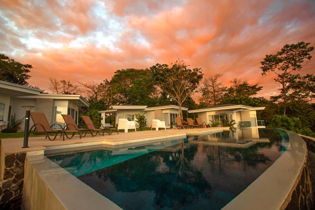 Adeluna Luxury Villas مونتيزوما المظهر الخارجي الصورة